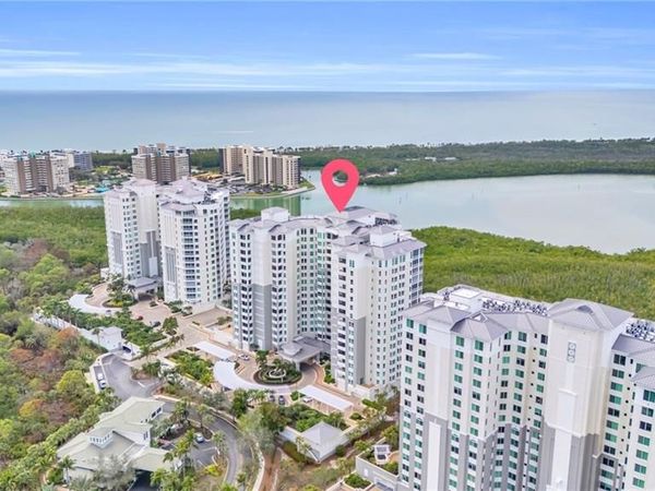 285 Grande WAY , Unit 401, NAPLES, FL 34110