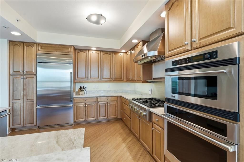 285 Grande Way , Unit 401, Naples, FL 34110 Photo