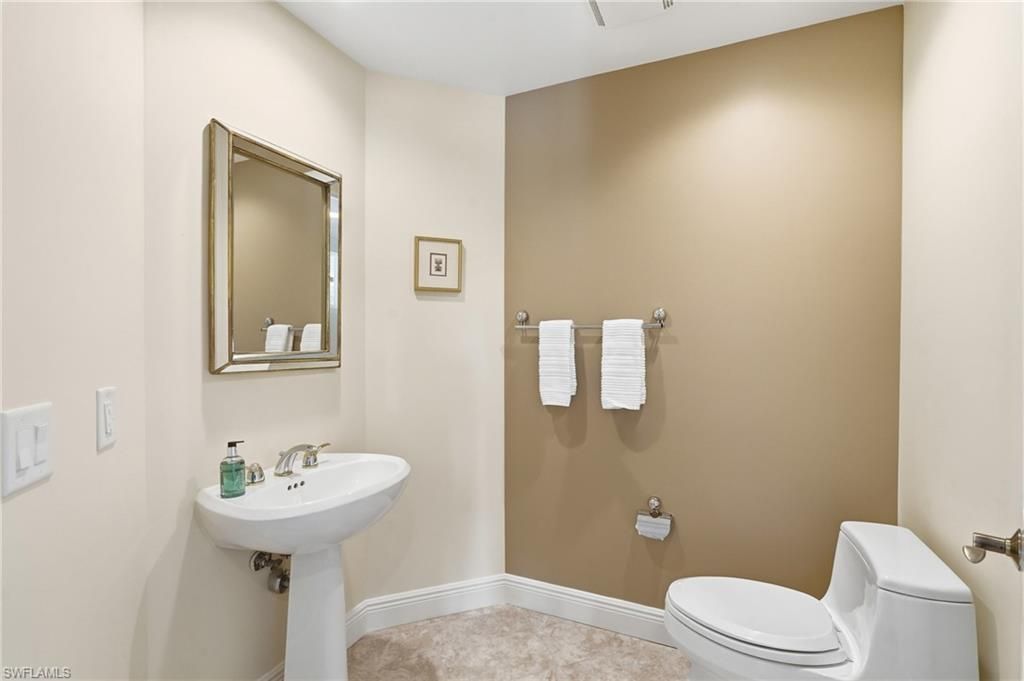 285 Grande Way , Unit 401, Naples, FL 34110 Photo