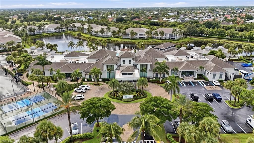 285 Grande Way , Unit 401, Naples, FL 34110 Photo