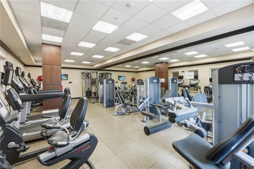285 Grande Way , Unit 401, Naples, FL 34110 Photo