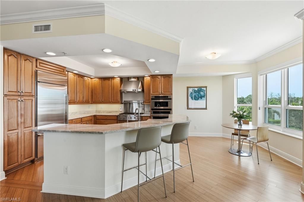 285 Grande Way , Unit 401, Naples, FL 34110 Photo