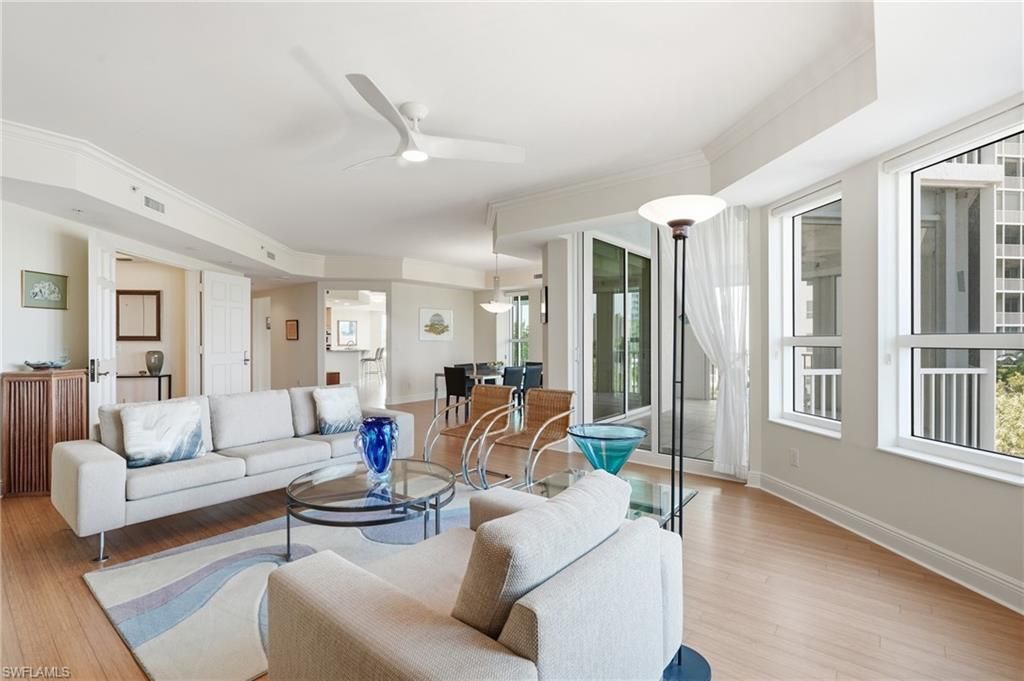 285 Grande Way , Unit 401, Naples, FL 34110 Photo