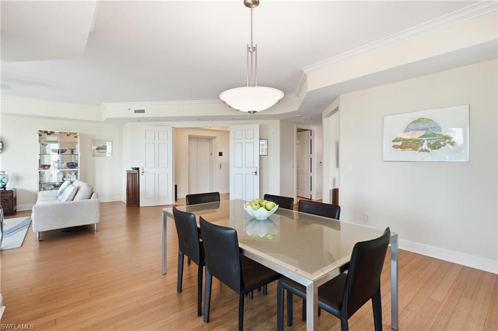 285 Grande Way , Unit 401, Naples, FL 34110 Photo