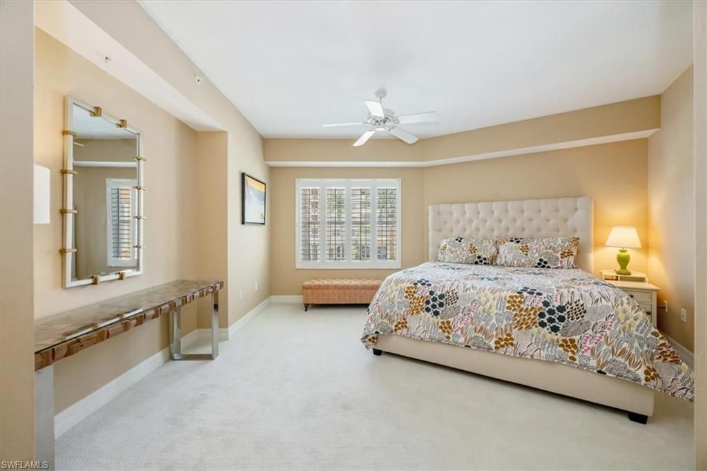 451 Bayfront Pl , Unit 5207, Naples, FL 34102 Photo