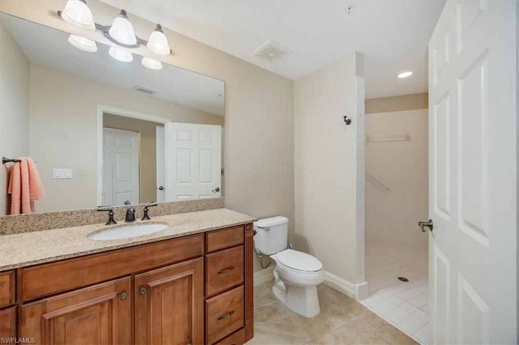 451 Bayfront Pl , Unit 5207, Naples, FL 34102 Photo