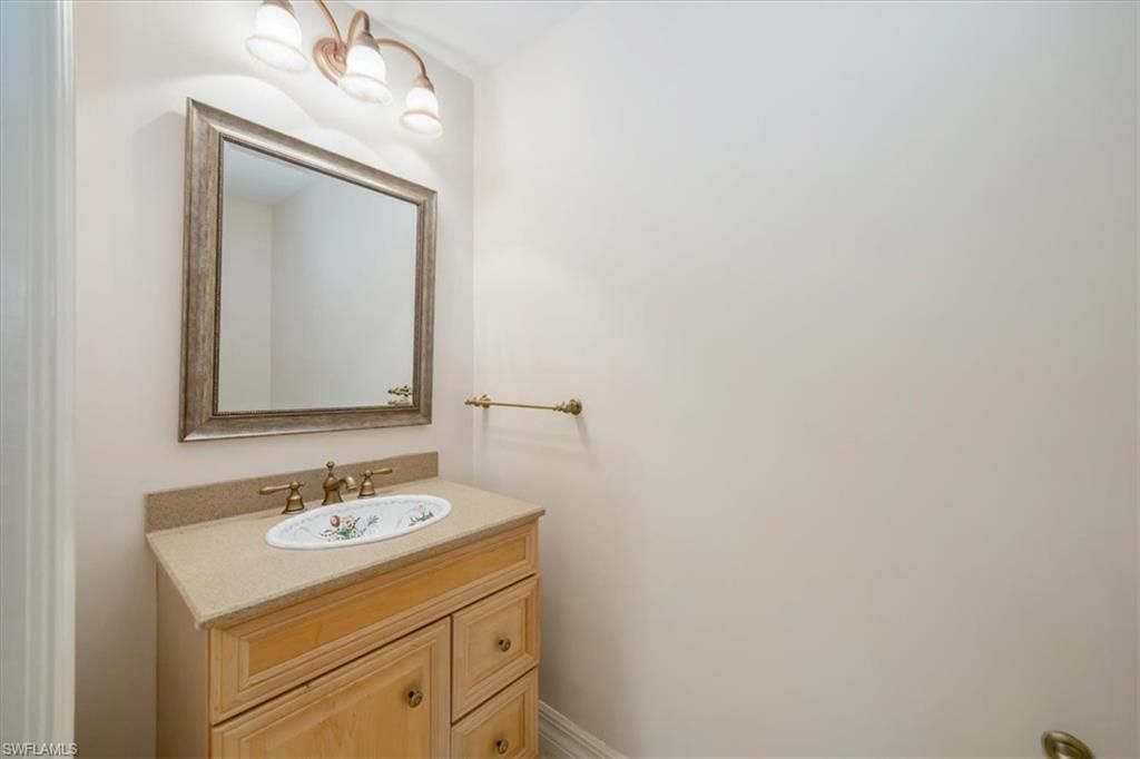 451 Bayfront Pl , Unit 5207, Naples, FL 34102 Photo