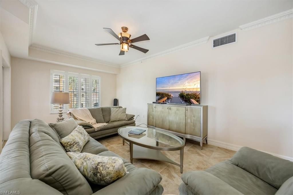 451 Bayfront Pl , Unit 5207, Naples, FL 34102 Photo