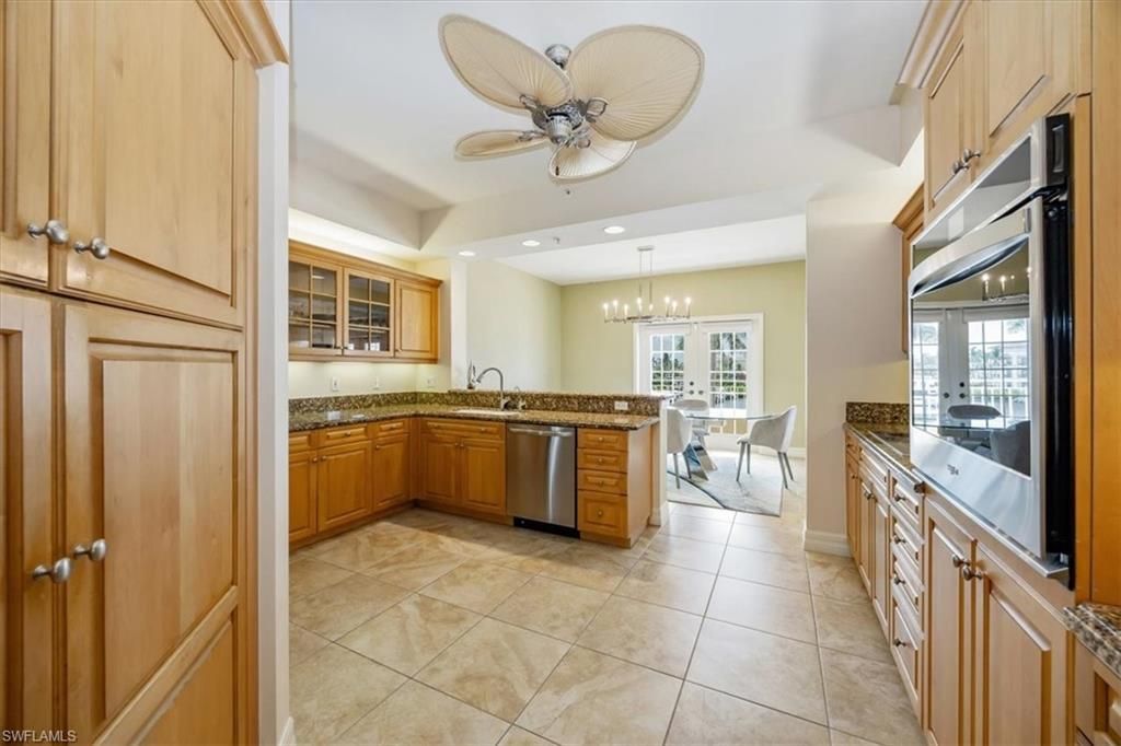 451 Bayfront Pl , Unit 5207, Naples, FL 34102 Photo