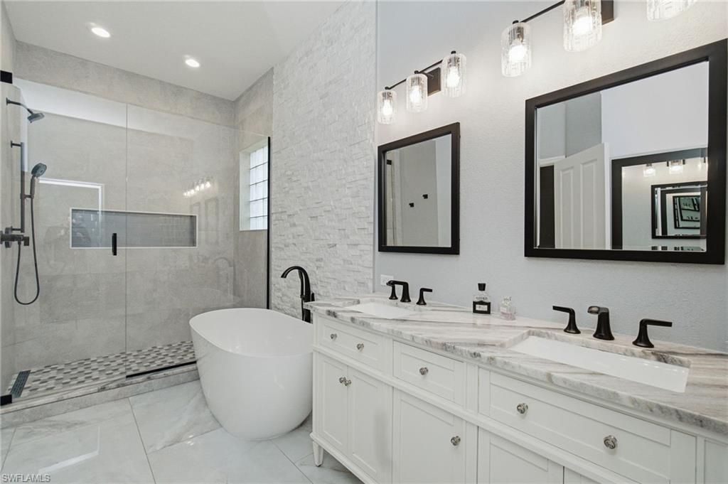 5531 Harborage Dr, Fort Myers, FL 33908 Photo