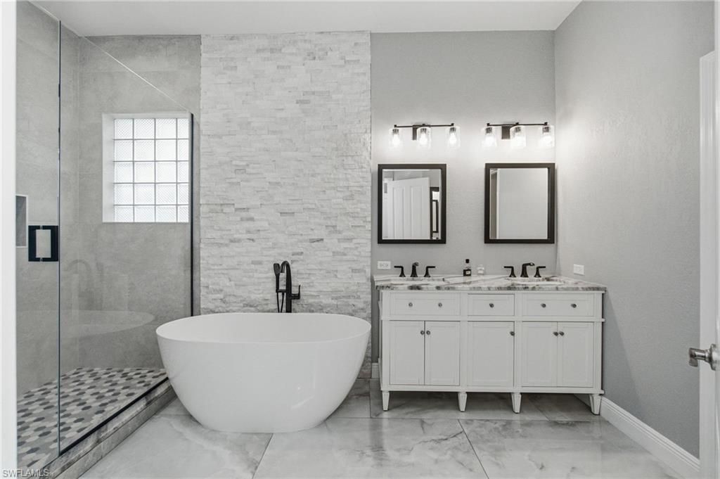 5531 Harborage Dr, Fort Myers, FL 33908 Photo
