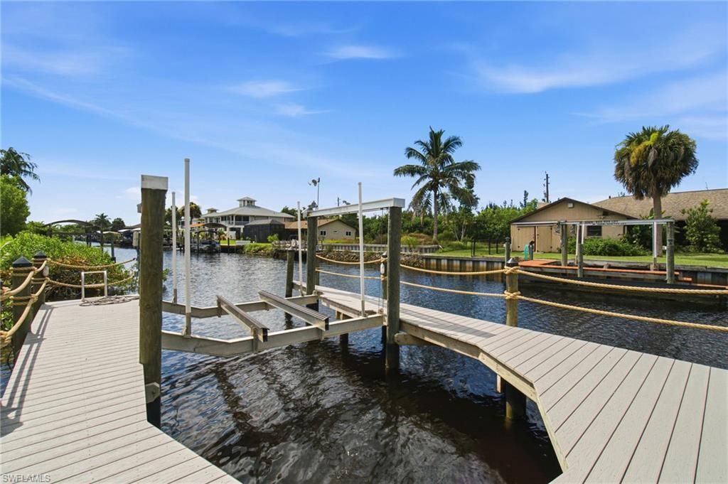 5531 Harborage Dr, Fort Myers, FL 33908 Photo