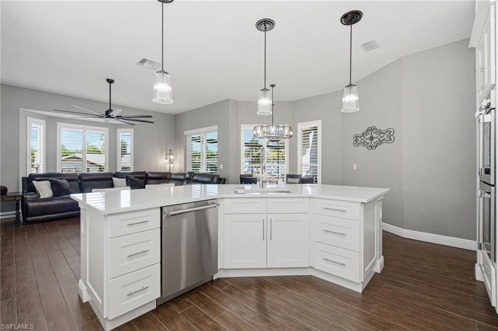 5531 Harborage Dr, Fort Myers, FL 33908 Photo