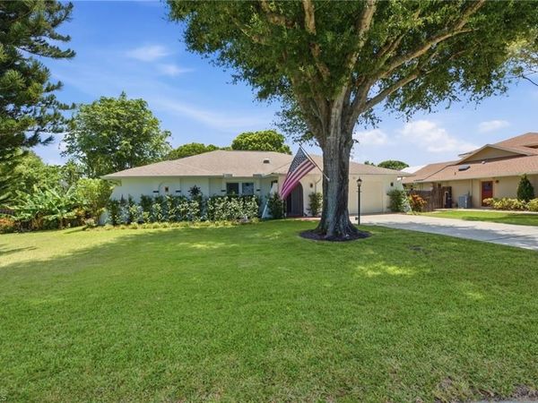 221 Channing CT , NAPLES, FL 34110