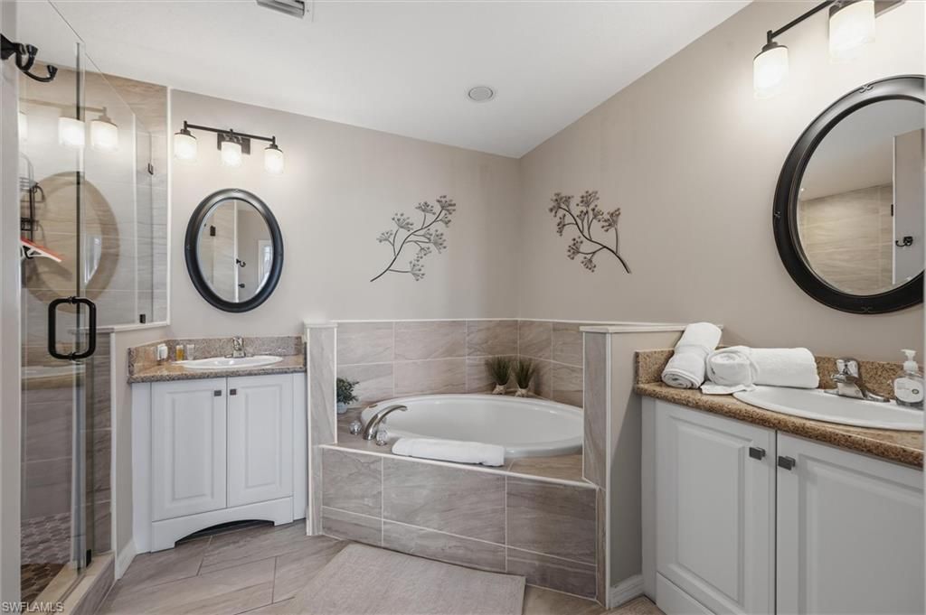 7915 Mahogany Run Ln, Unit 1112, Naples, FL 34113 Photo