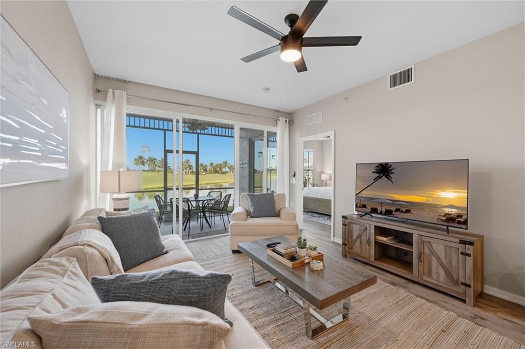 7915 Mahogany Run Ln, Unit 1112, Naples, FL 34113 Photo
