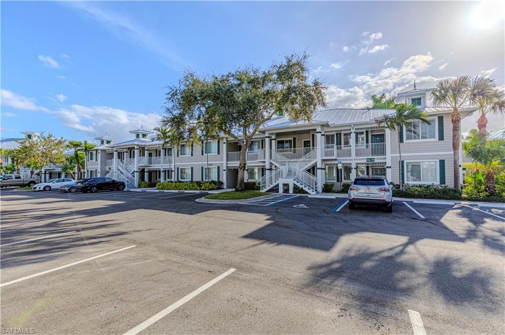 7915 Mahogany Run Ln, Unit 1112, Naples, FL 34113 Photo