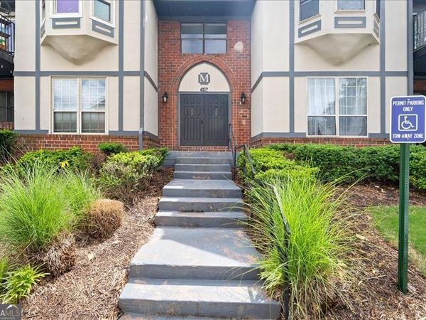 6851 Roswell Road, Unit M5, Sandy Springs, GA 30328