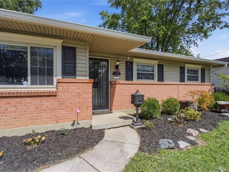435 Crestgrove Avenue, Vandalia, OH 45377 Photo 3