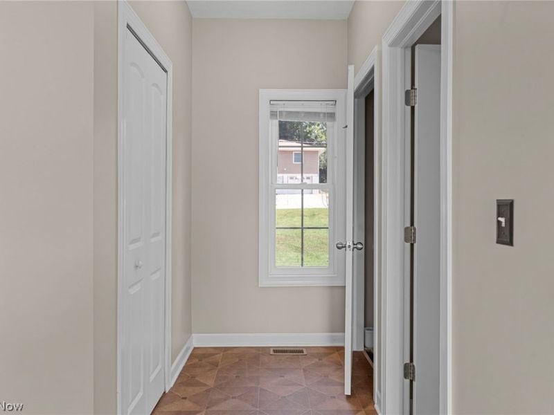 630 Sunset View Boulevard, Tallmadge, OH 44278 Photo 22