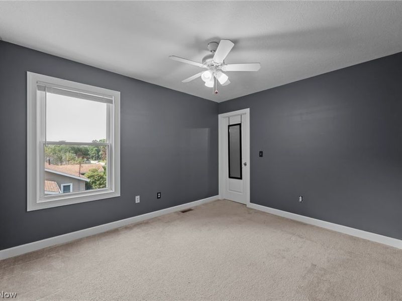 630 Sunset View Boulevard, Tallmadge, OH 44278 Photo 35