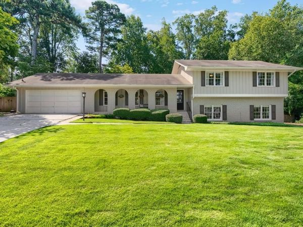 1475 Carnaby Court , Dunwoody, GA 30338