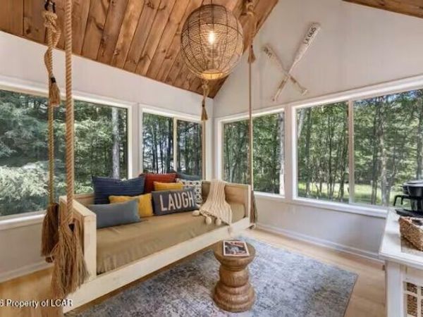 119 Robert Lane, Gouldsboro, PA 18424