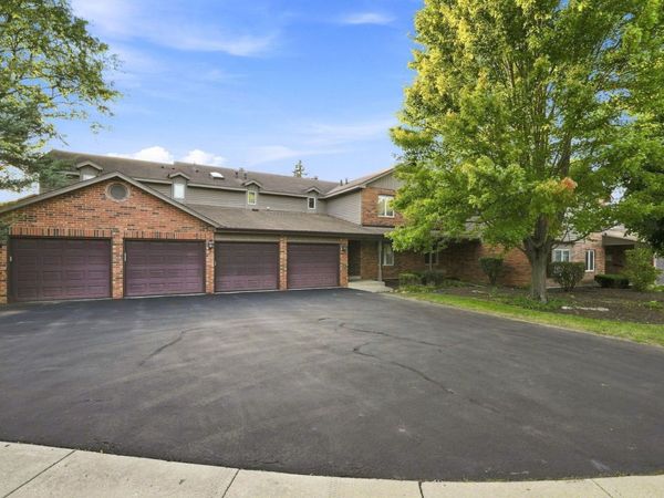 981 West Court , Unit A, Naperville, IL 60563