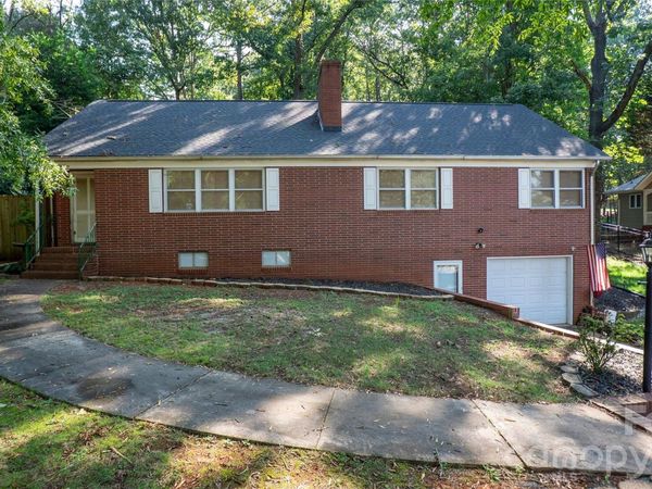41 Elm Street, Badin, NC 28009