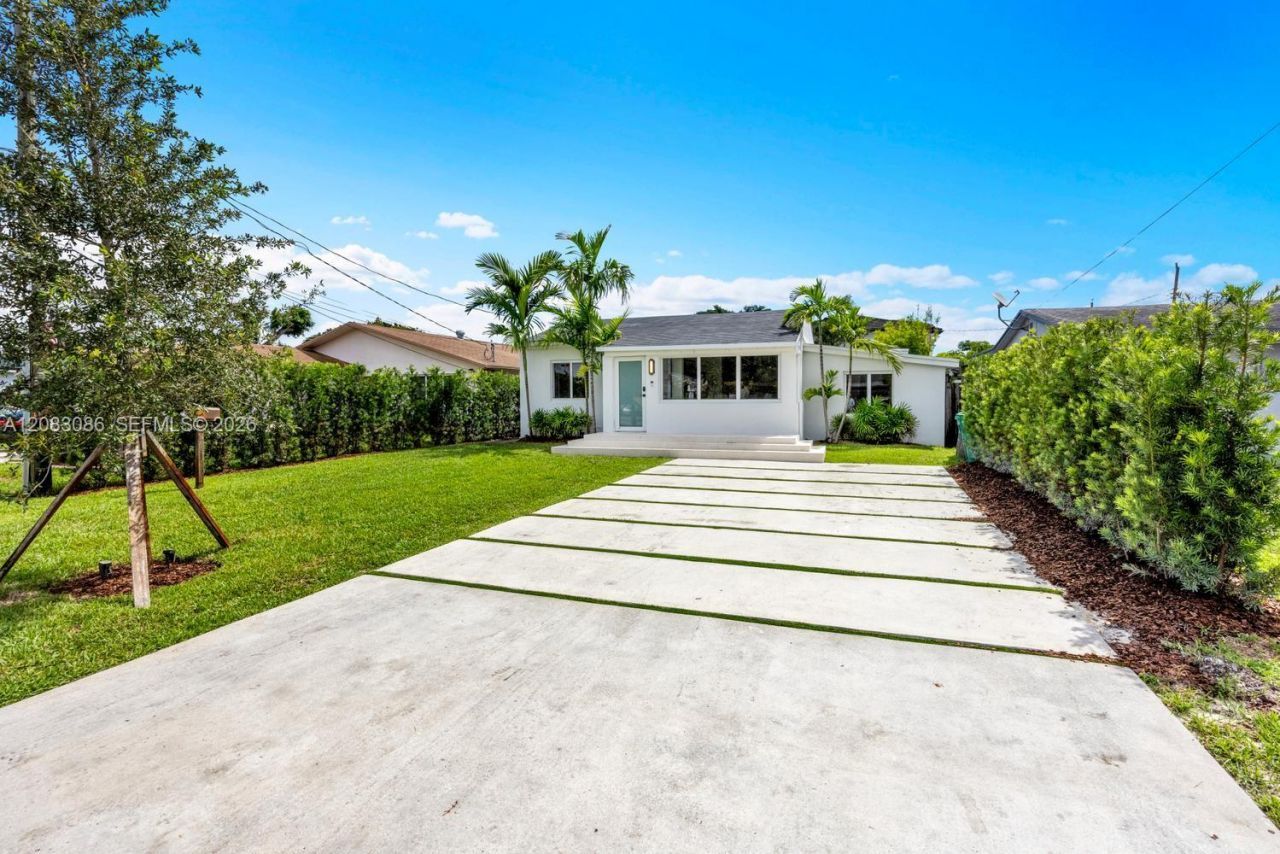 2635 SW 64th Ave, Miami, FL 33155 Photo