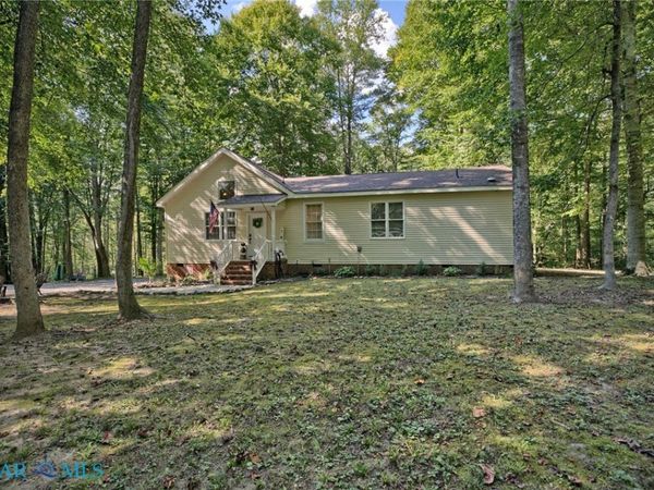 11703 Mitchell Road , Gloucester, VA 23149