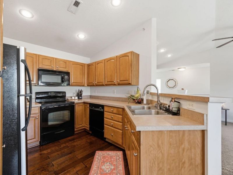362 Legacy, Unit 10-30, Harrison, OH 45030 Photo 8