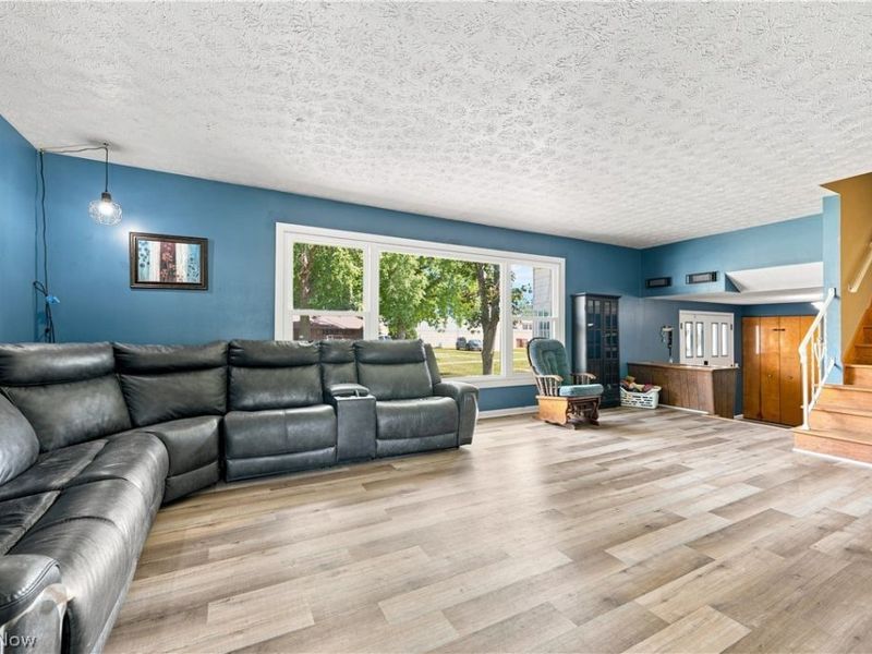 4837 leigh Avenue NW, Canton, OH 44709 Photo 6