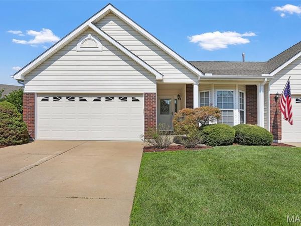 32 Green Park Lane , Unit 32A, O'Fallon, MO 63366