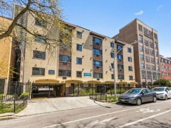 6001 N Kenmore Avenue , Unit 306, Chicago, IL 60660