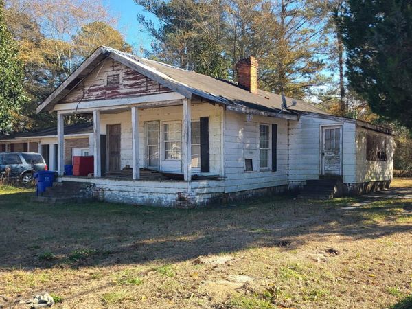 313 W Williams Street , Burgaw, NC 28425