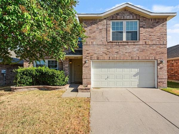 2002 Pin Oak Trail , Anna, TX 75409