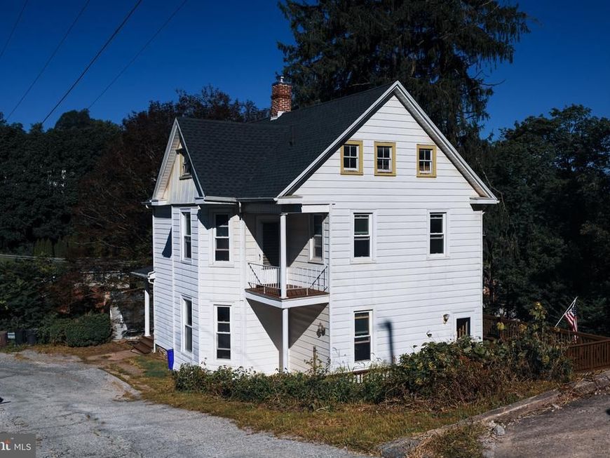 10 Terrace Hts , Glen Rock, PA 17327 Main Photo