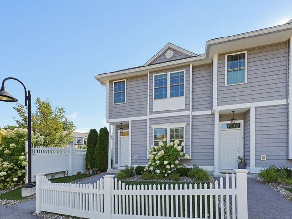 5 Jerome Rd, Unit 5, Tewksbury, MA 01876