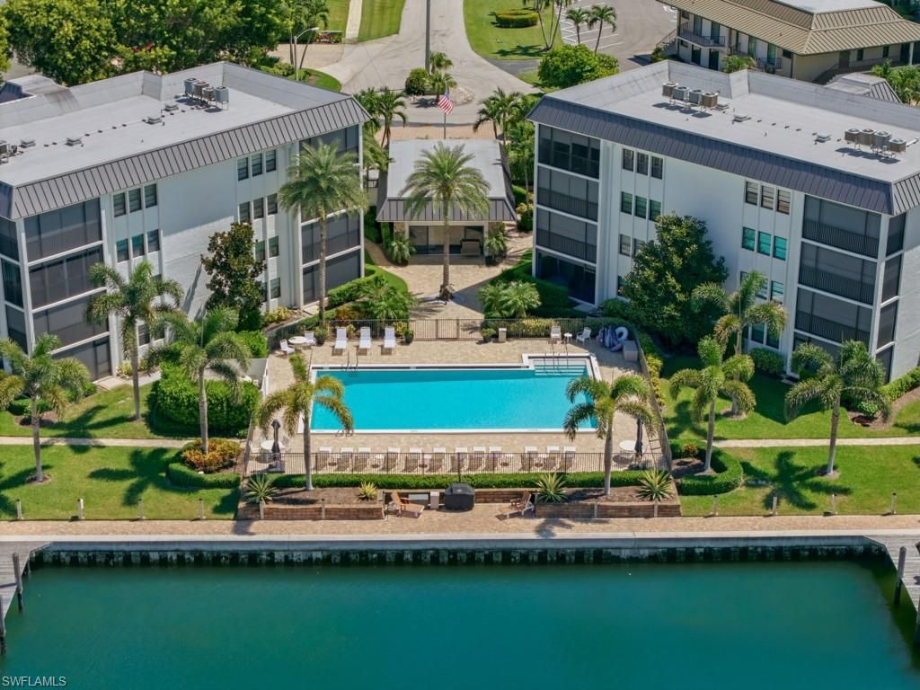880 Huron Ct, Unit 307, Marco Island, FL 34145 Photo