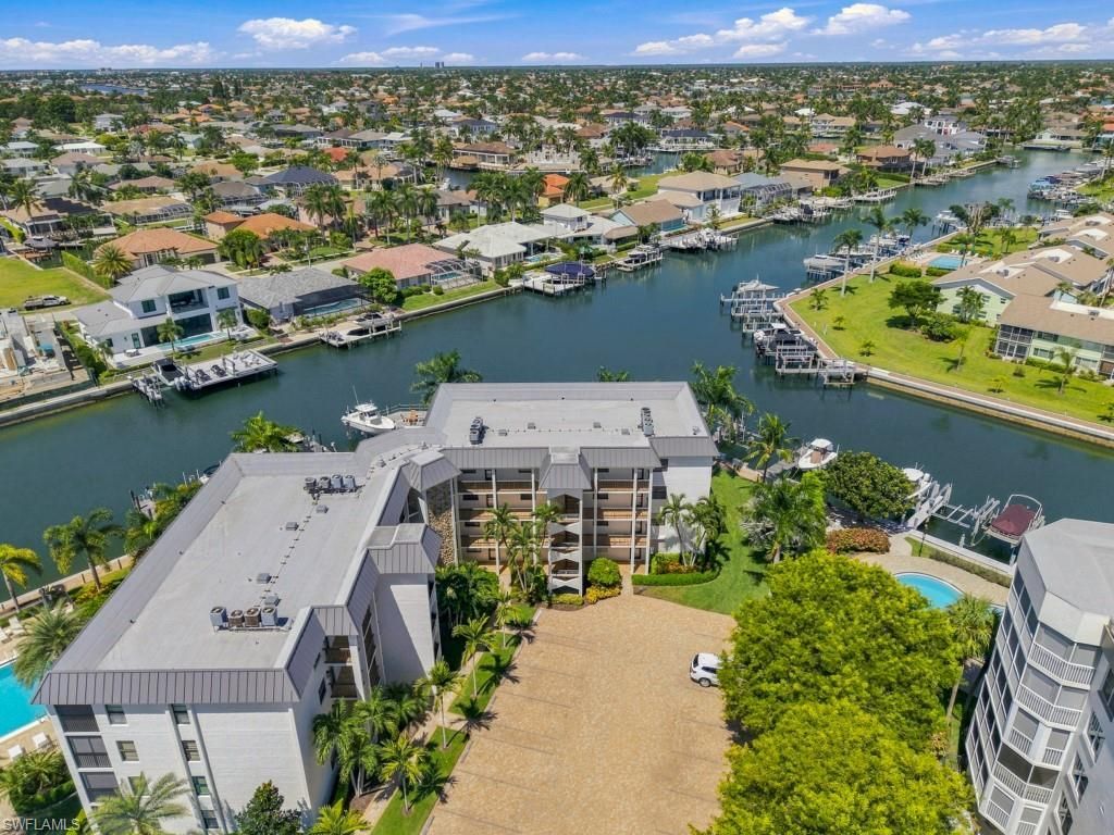880 Huron Ct, Unit 307, Marco Island, FL 34145 Photo