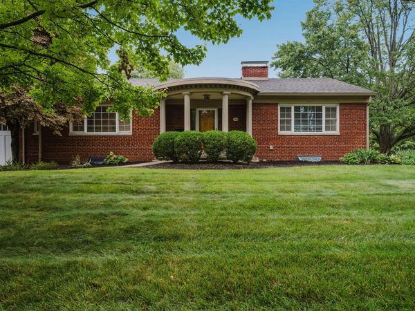 3200 Mount Holyoke Road , Upper Arlington, OH 43221