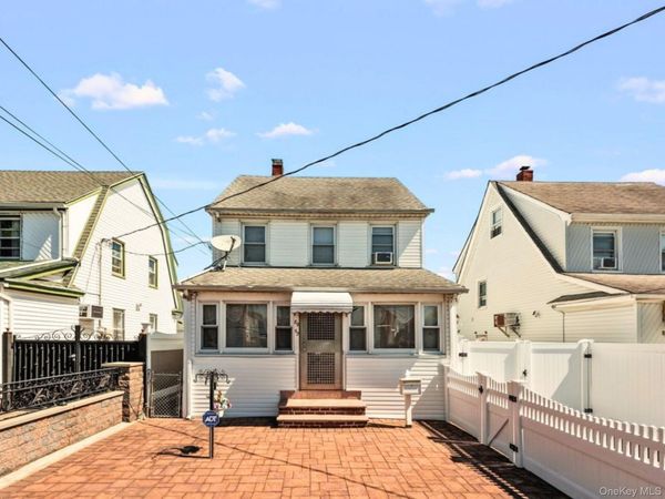 89-53 218th Place , Queens Village, NY 11427