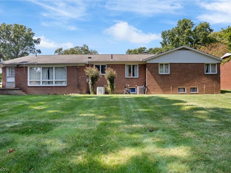 204 Sutton Avenue NE, North Canton, OH 44720 Photo 30
