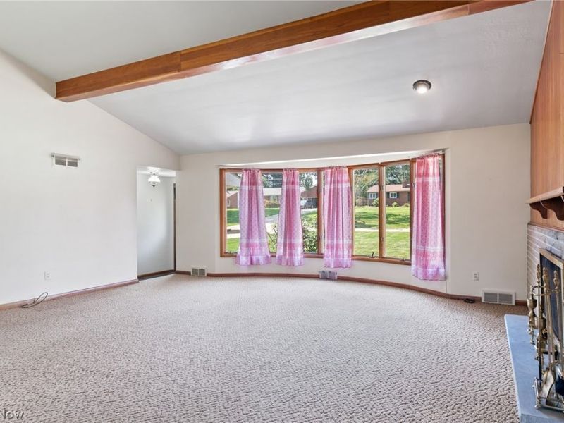 204 Sutton Avenue NE, North Canton, OH 44720 Photo 5