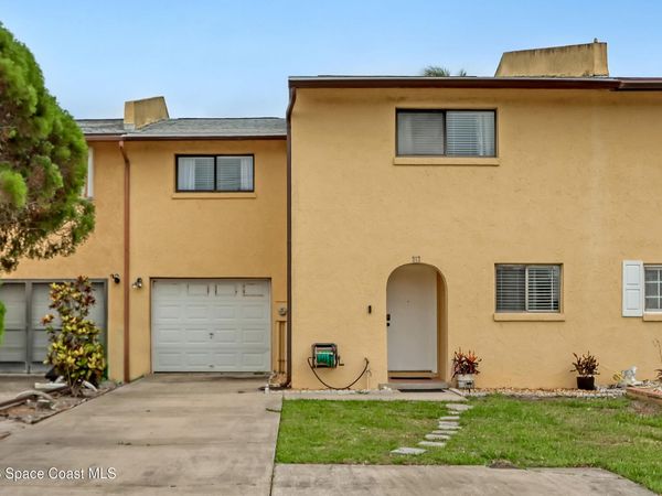 212 S Brevard Avenue S , Cocoa Beach, FL 32931