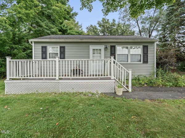 1 Erlynn Place, Niskayuna, NY 12309