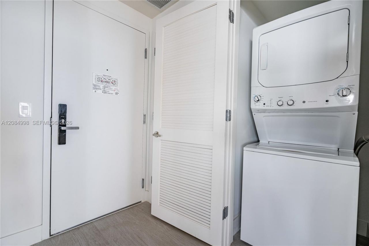 4010 S Ocean Dr, Unit R1609, Hollywood, FL 33019 Photo