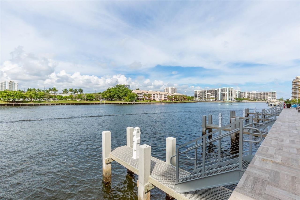 4010 S Ocean Dr, Unit R1609, Hollywood, FL 33019 Photo