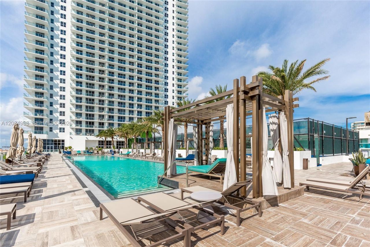4010 S Ocean Dr, Unit R1609, Hollywood, FL 33019 Photo